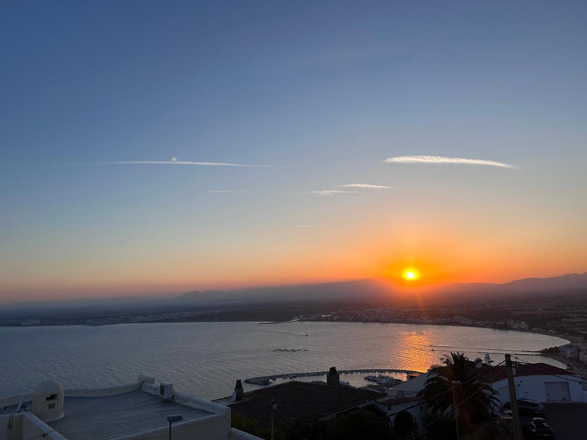 Las Mejores Puestas De Sol Росес Екстер'єр фото